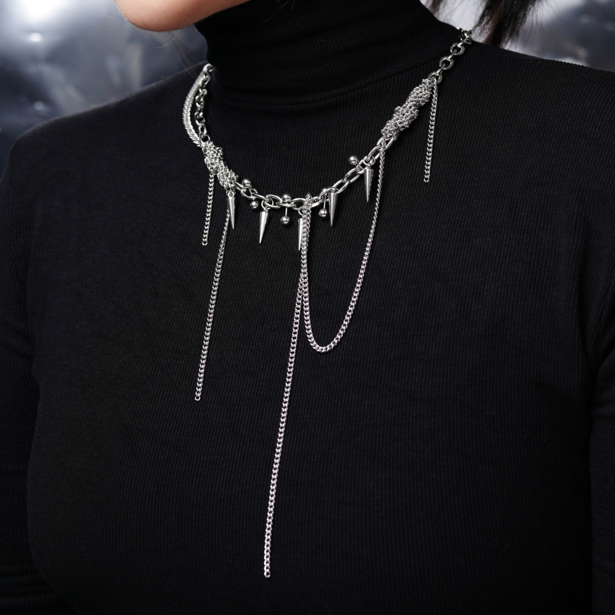 KOMETA Twilight Spike Necklace