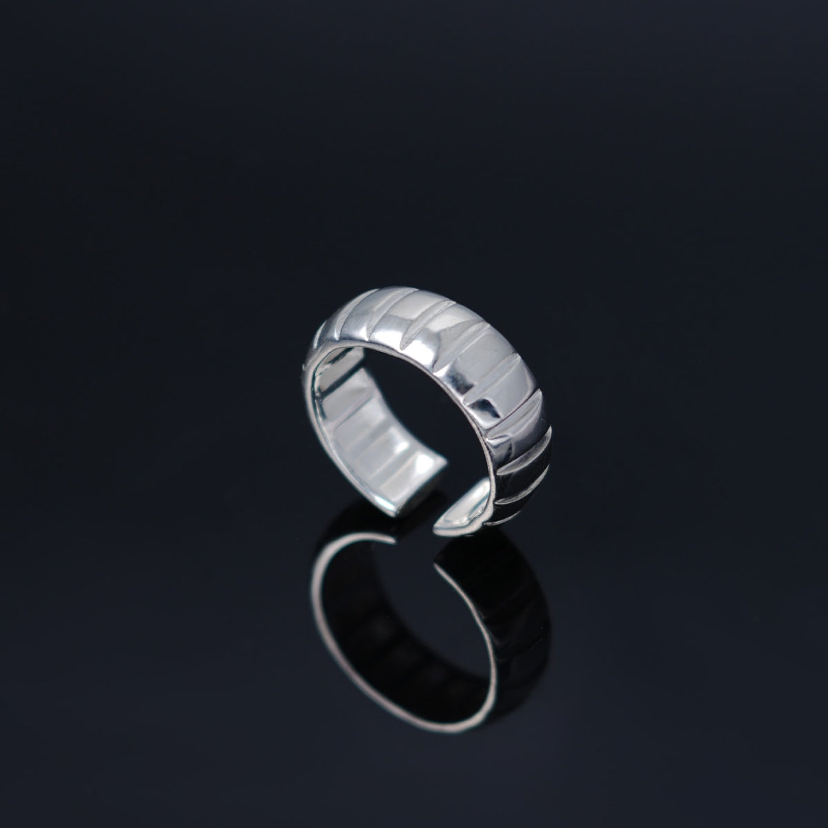 Quantum Rift Ring