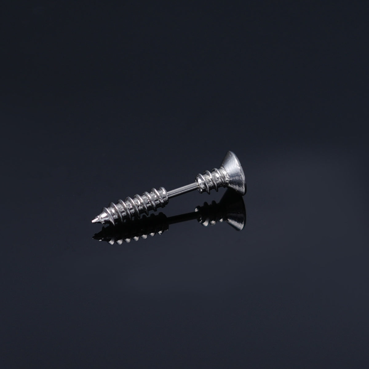 KOMETA Zero-G Bolt Earring