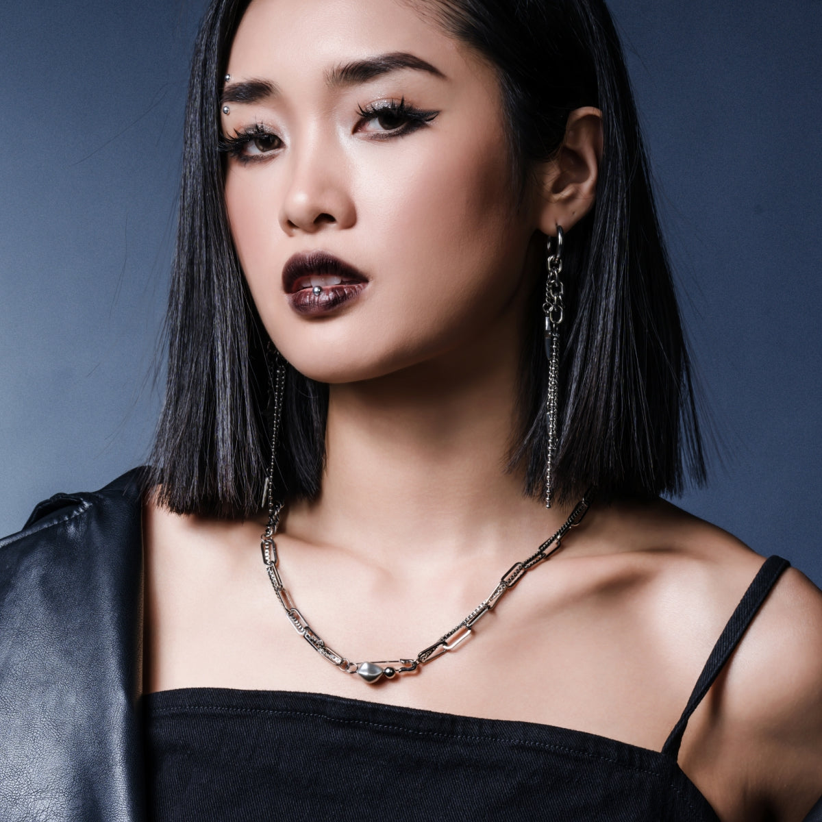 KOMETA Celestial Orbit Necklace