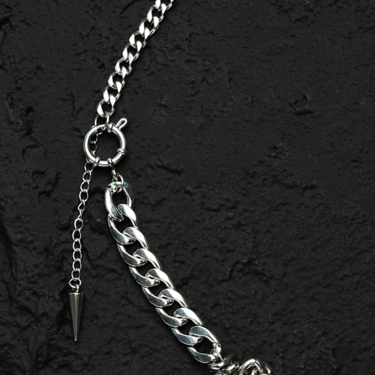 Collar de materia oscura