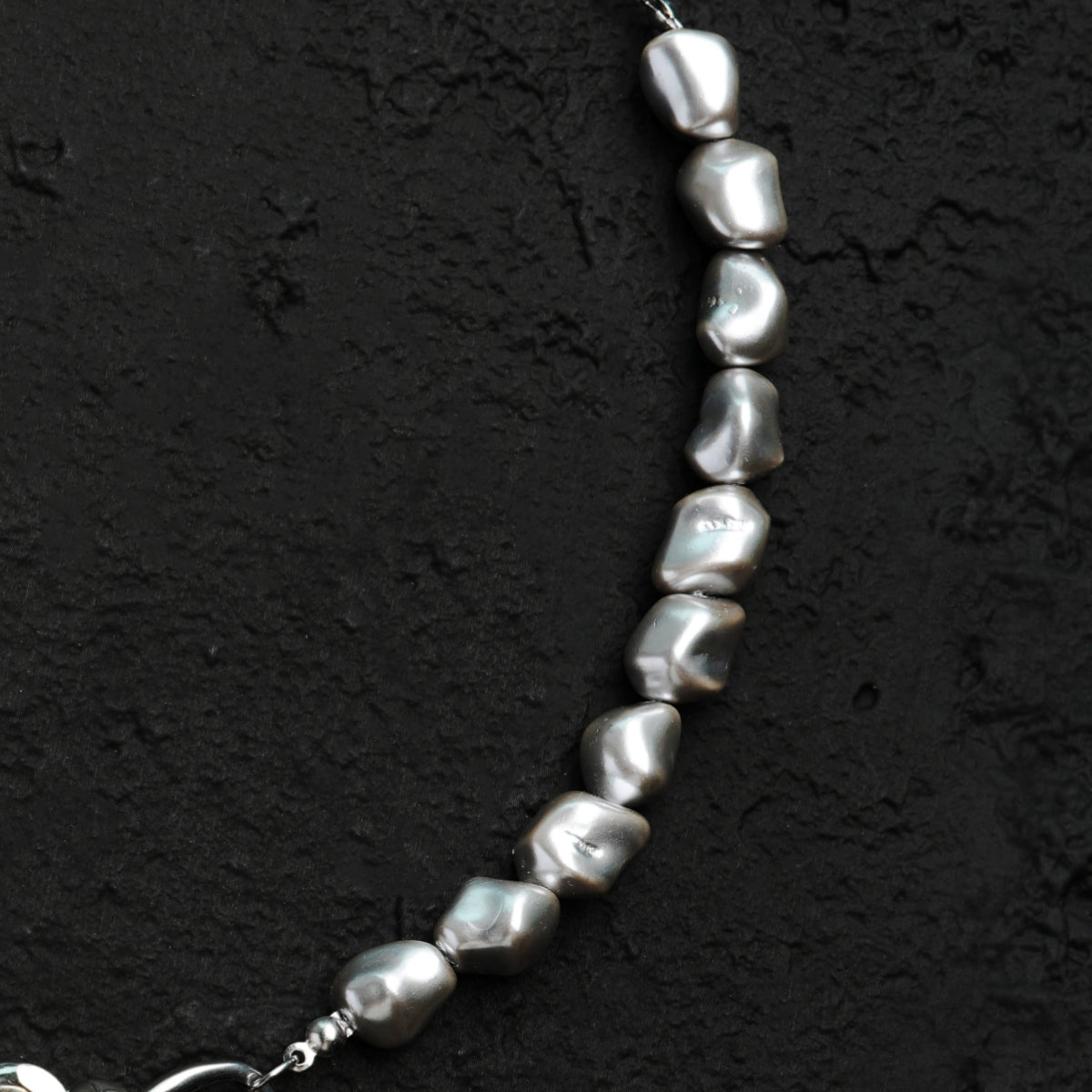 Collar de materia oscura