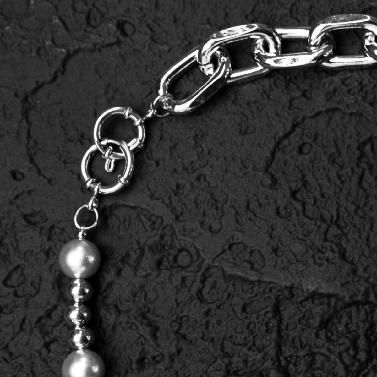 Collier Orbite Eclipse
