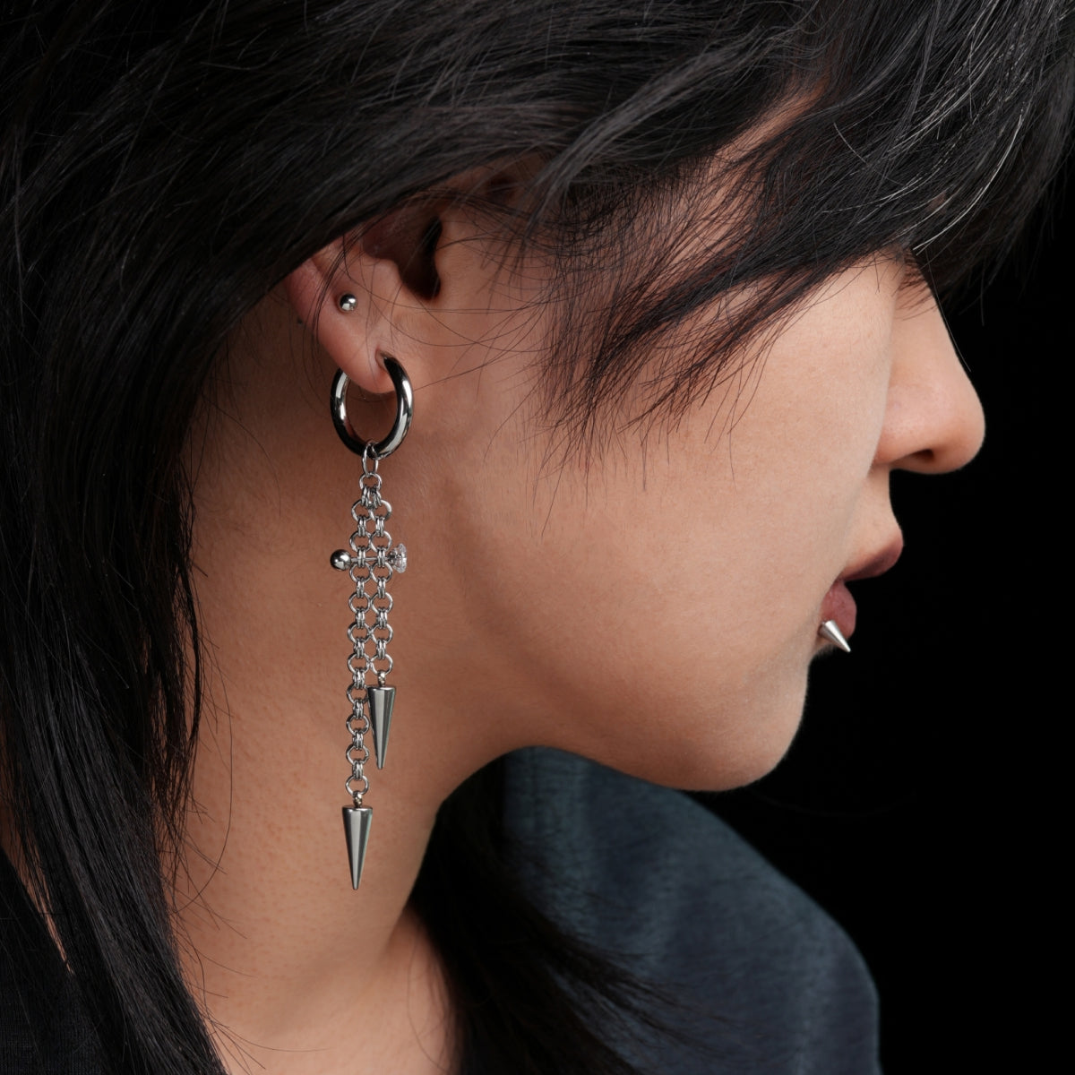 KOMETA Edgefall Earrings