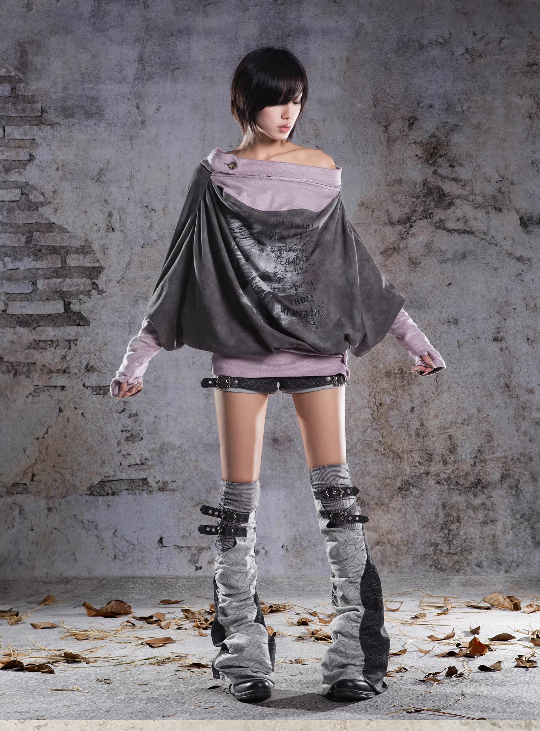 Layered-Look Loose Batwing Sleeve Graphic Bardot Top